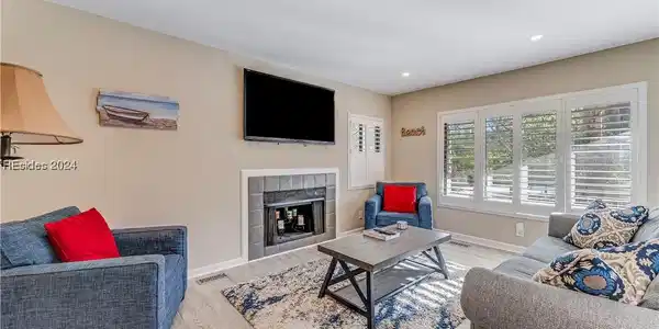 125 Shipyard Drive