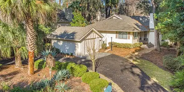 4 Flagg Road