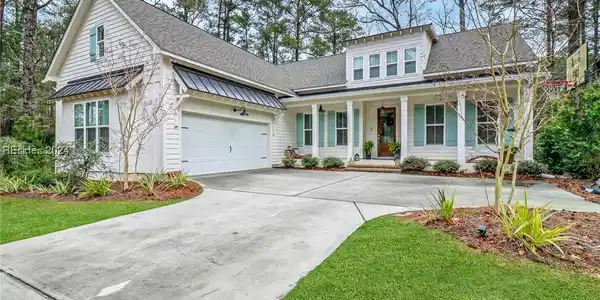 3 Pineland Road