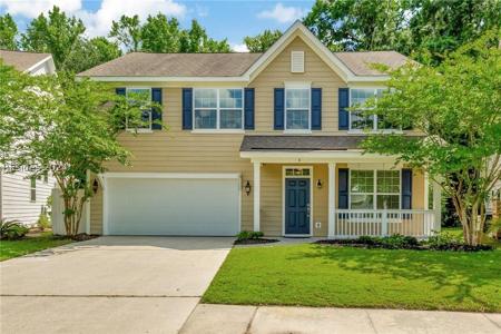 8 Royal Holly Court