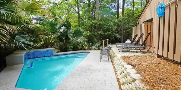 8 Wildwood Court