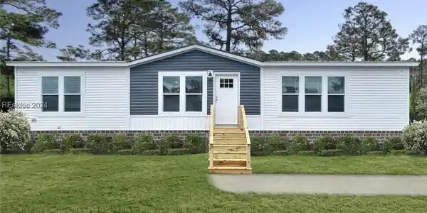 39 Lacy Love Court