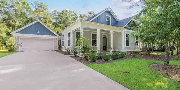 32 Faculty Drive