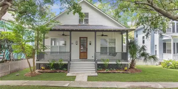 1003 10th Street