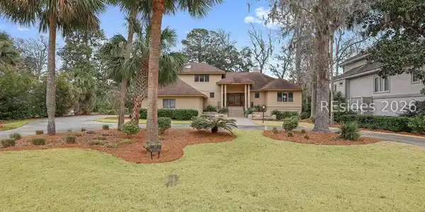 18 Leamington Lane