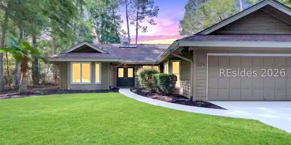 224 White Oaks Circle