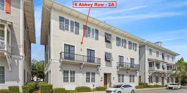 6 Abbey Row