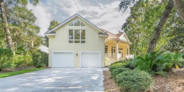 28 Heath Drive