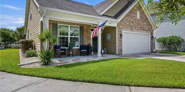 36 Independence Place
