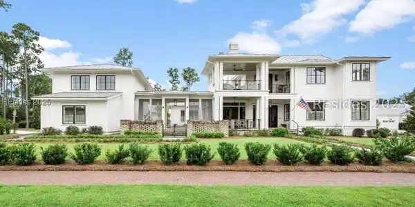 31 Hunting Lodge Road