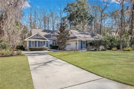 3 Longwood Court