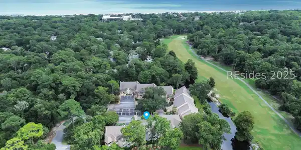 200 Colonnade Drive