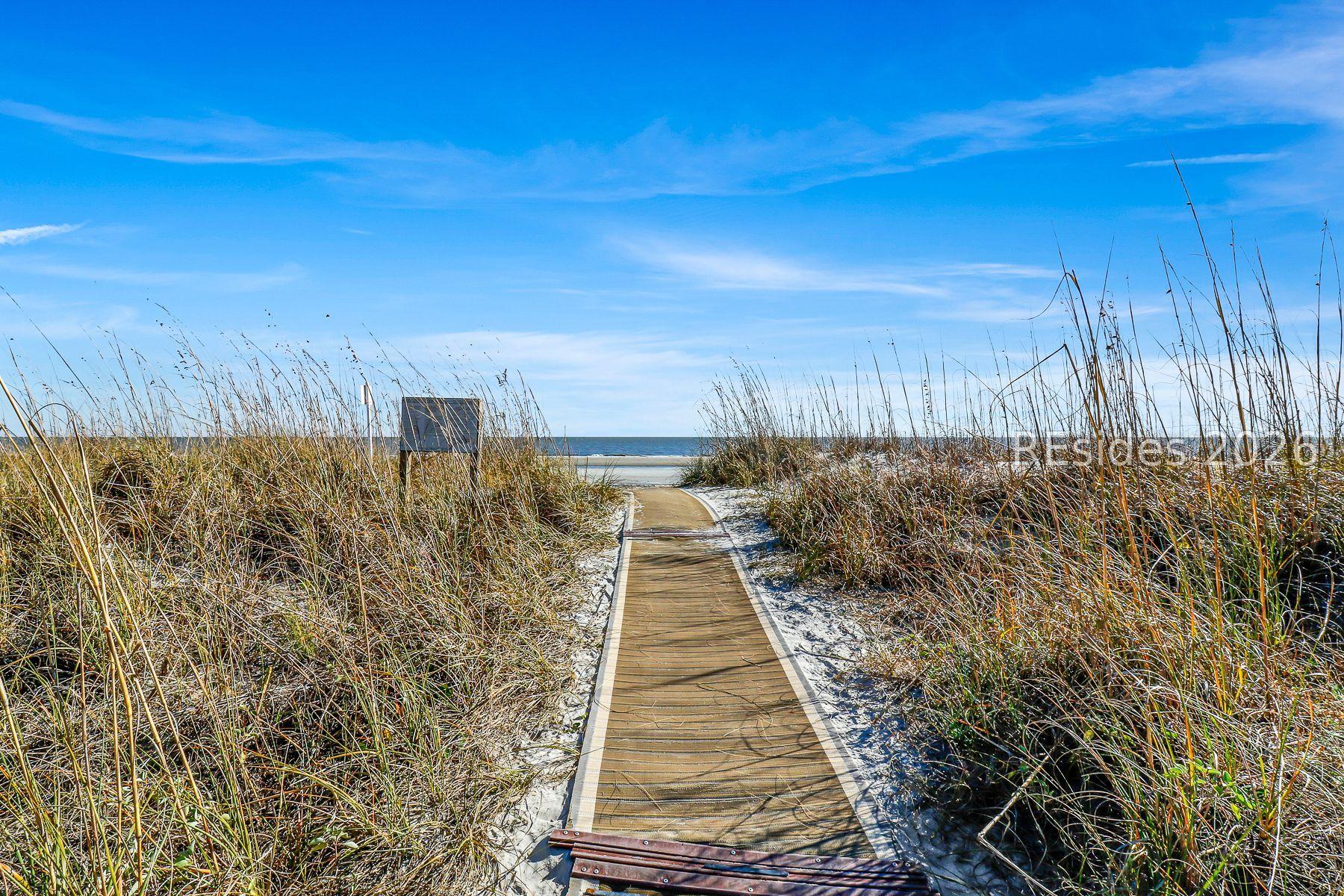 Image 3: SeaCrest Amenities