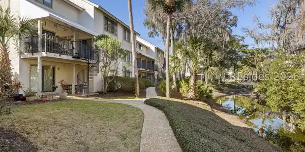 36 Deallyon Avenue
