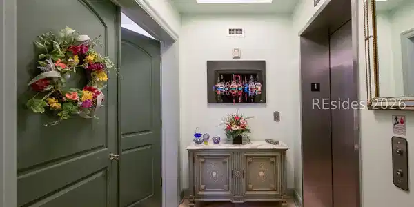 Image 4 Image 4