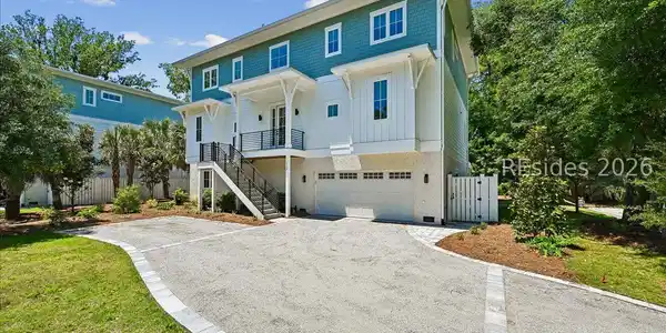 Image 2: Front Elevation Image 2: Front Elevation