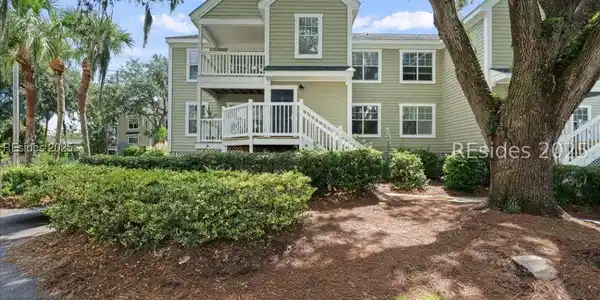 30 Old South Court