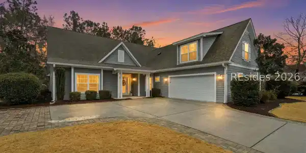 48 Lakes Crossing
