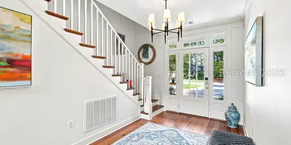 Image 2: Entry
