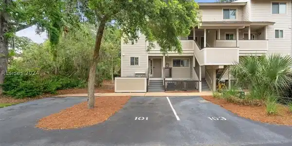 5 Tanglewood Drive