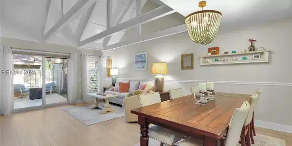 45 Queens Folly Road