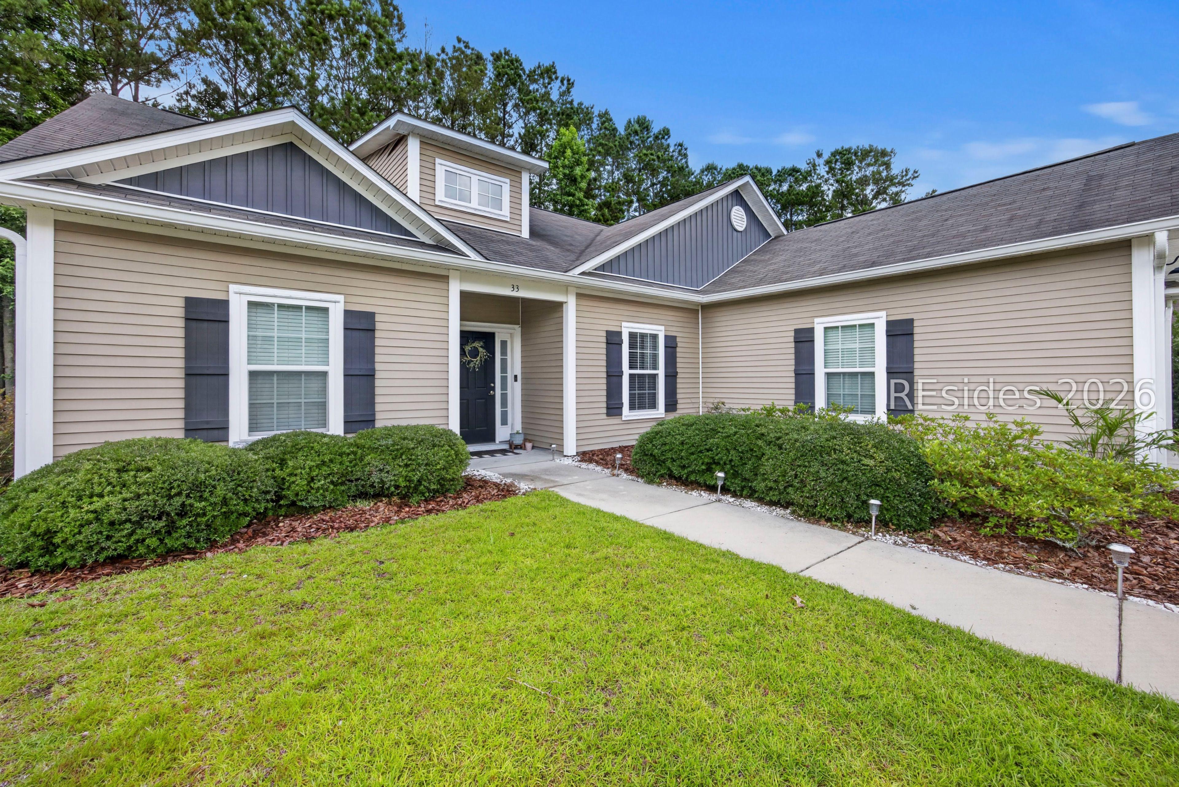 Image 3: Front Yard Image 3: Front Yard
