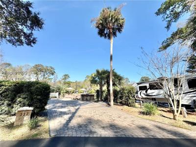 133 Arrow Rd #332