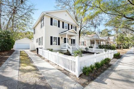 28 Kensington Boulevard