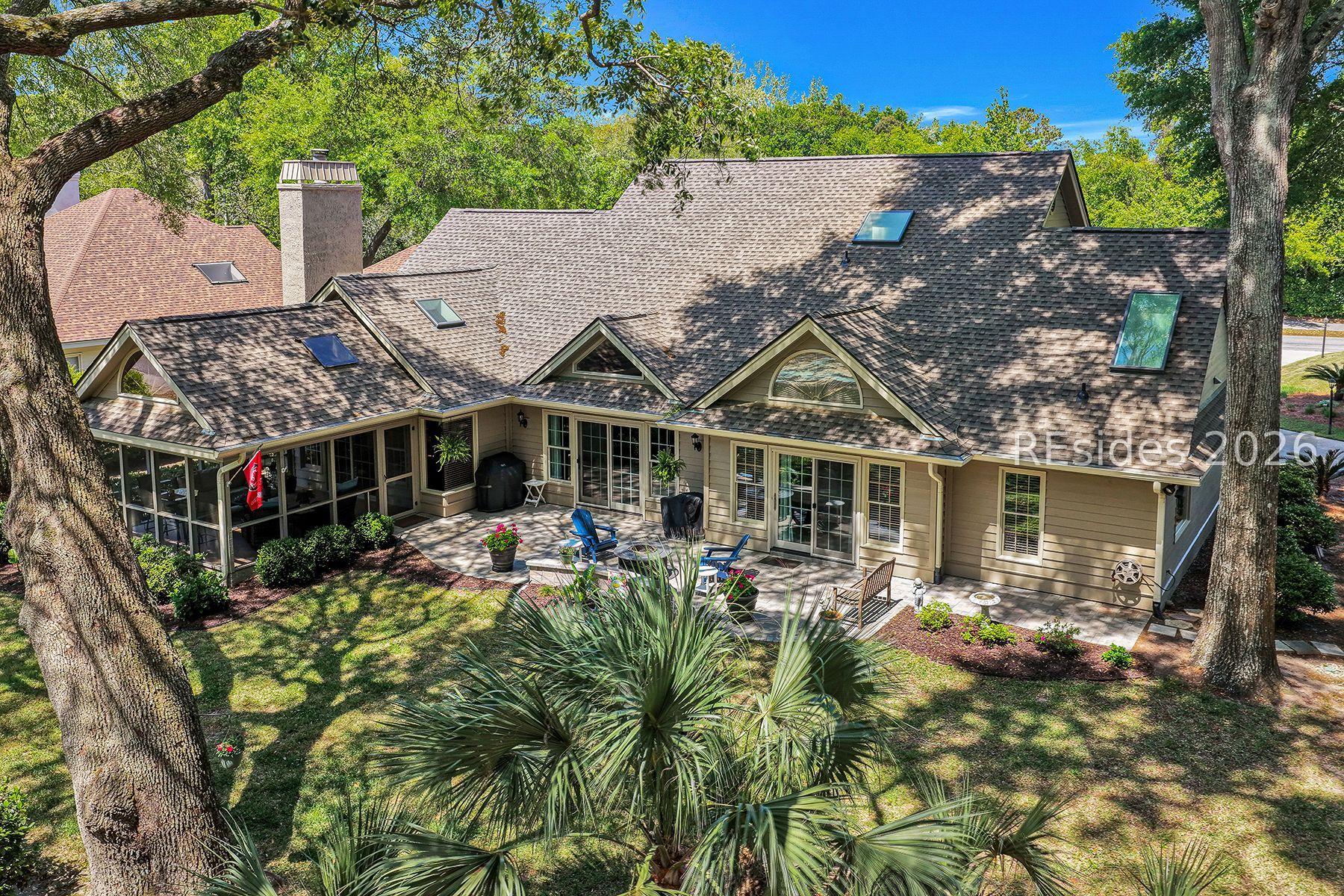 Image 2: Rear of home