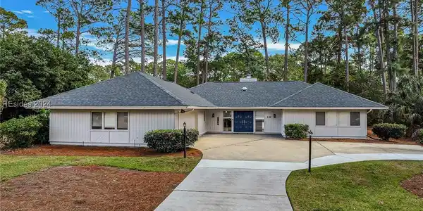 10 Towhee Road