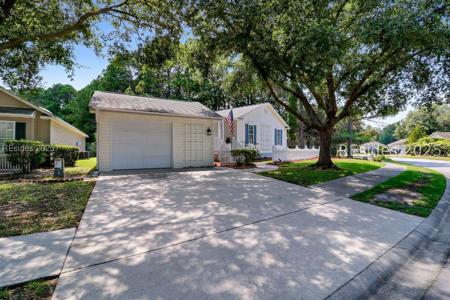 25 Sawmill Forest Drive