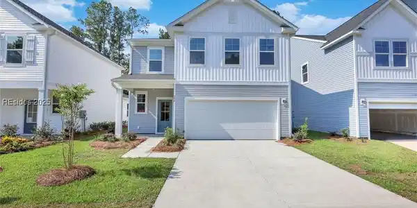 43 Lockwood Drive