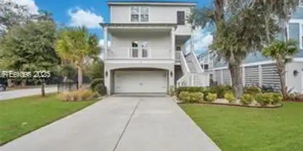 51 Hammock Oaks Circle