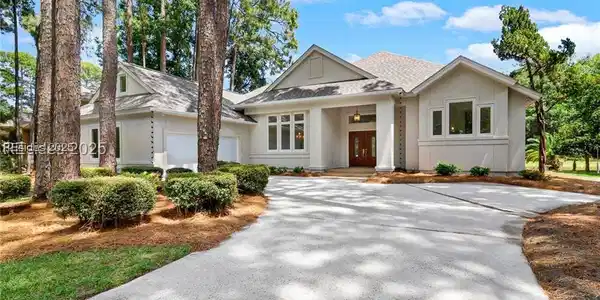 8 Branford Lane