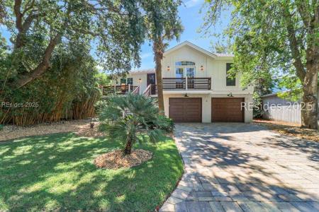 4 Moonshell Road