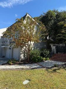 12 Oyster Landing Lane