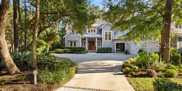 4 Heyward Place