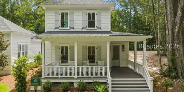 9 Brook Side