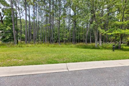 6 Normandy Avenue