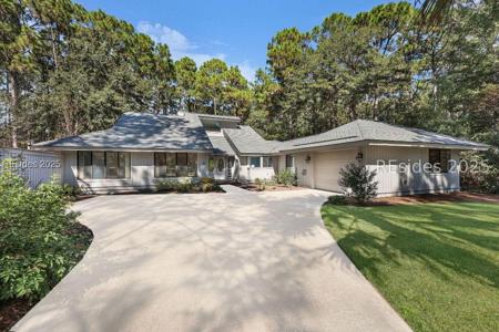 22 Headlands Drive