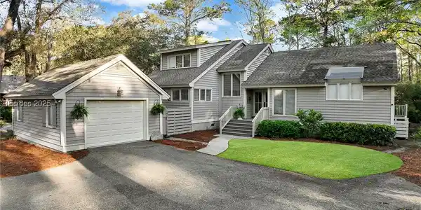 20 Forest Drive