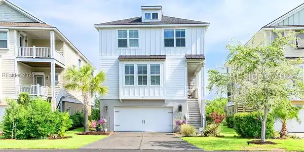 42 Hammock Oaks Circle