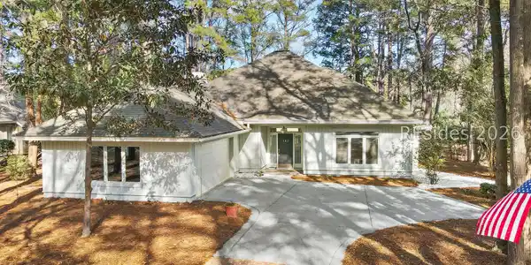 180 White Oaks Circle