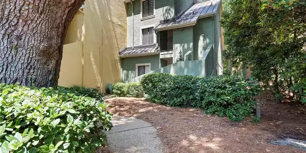 135 Lighthouse Road