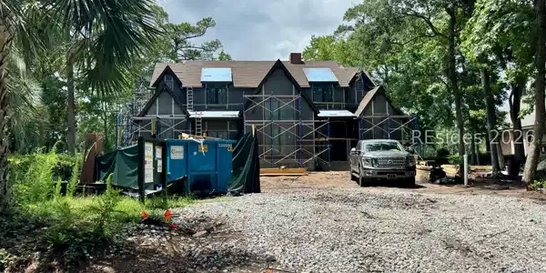 14 Kings Tree Road