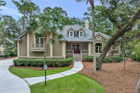 13 Clarendon Ln