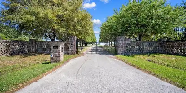 15 Reserve Drive