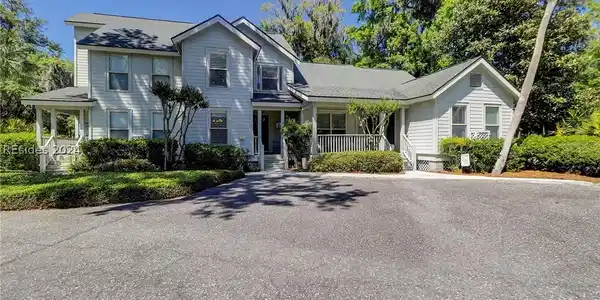 12 Valencia Road
