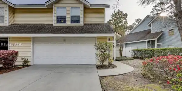 53 Lake Linden Lane