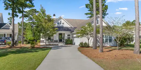 21 Braemar Court
